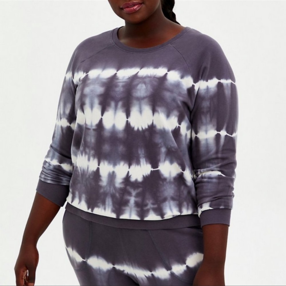 NWOT Torrid Active Dark Bleach Dye Sweatshirt